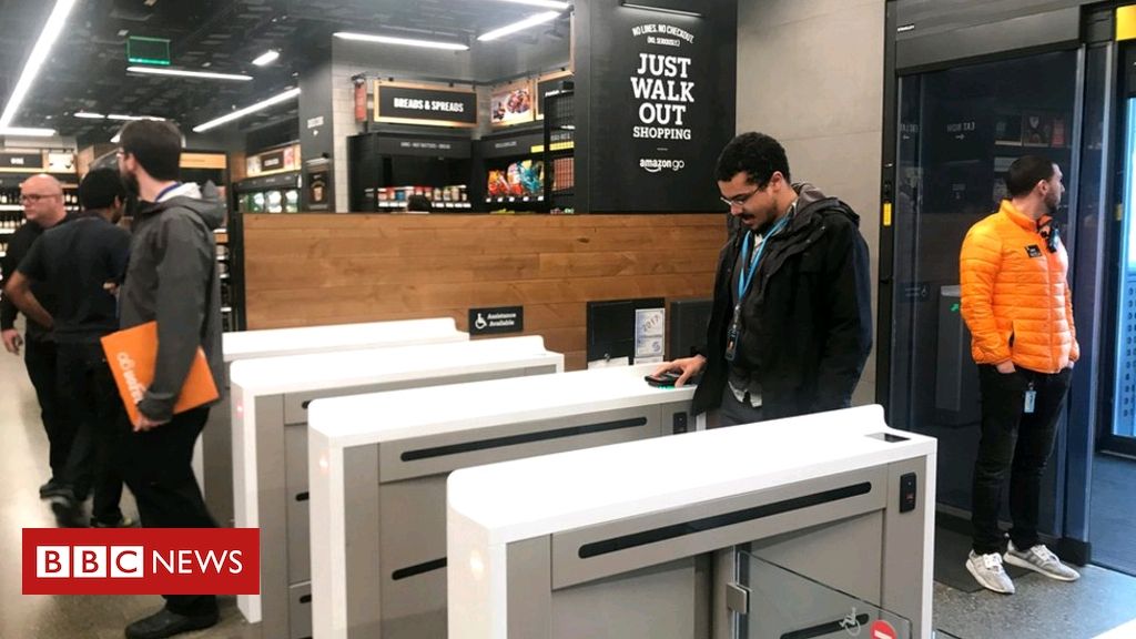 cgledhill's tweet photo. Amazon opens a supermarket with no checkouts 🛒😃

https://t.co/KQ5hjeP9gR #fintech https://t.co/ddCROmzbro