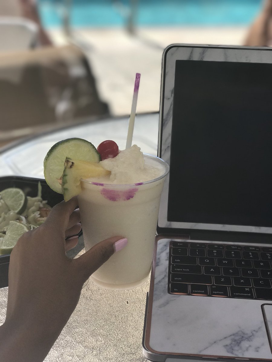 LiaJamerson's tweet photo. #anaheim #california #bikini #disney #disneyland #adventure #autoshowlife #autoshow #innoutburger #shavedice #naias #anaheimpackingdistrict #eclecticchic #liajamerson #midwestblogger #travel #worldtraveler #blog #blogger #poolside #poolsidebarbie #toofaced #lipgloss #bikini https://t.co/0T6g9nib31