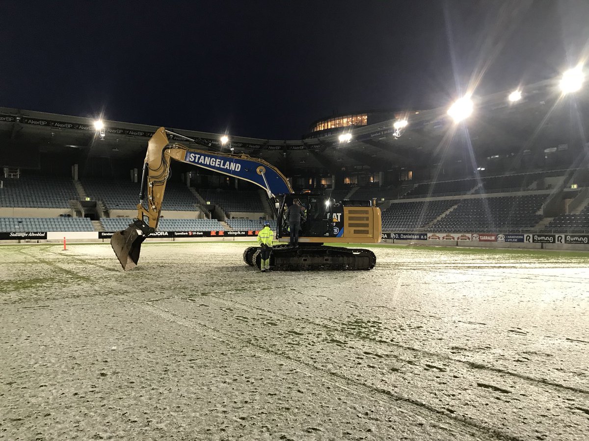 Gravingen endelig igang på Stadion👍🏻