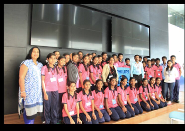 armaan_seth's tweet photo. You know you’re on the right path when you hear “Can I join @philipsindia when I grow up?” 😊 Our 1st #PhilipsPathshala with 35 bright students from Harohalli Govt School #improvinglives Thank You @SushmaBalu @prsdsrnvs @sumathigovinda for leading this.. https://t.co/aUJSqEGcuF