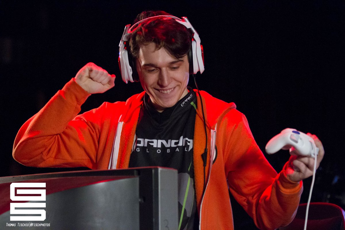 Genesis_Smash's tweet photo. Congratulations @PG_Plup your Melee singles champion!! #G5 https://t.co/s0ei5o9r0X