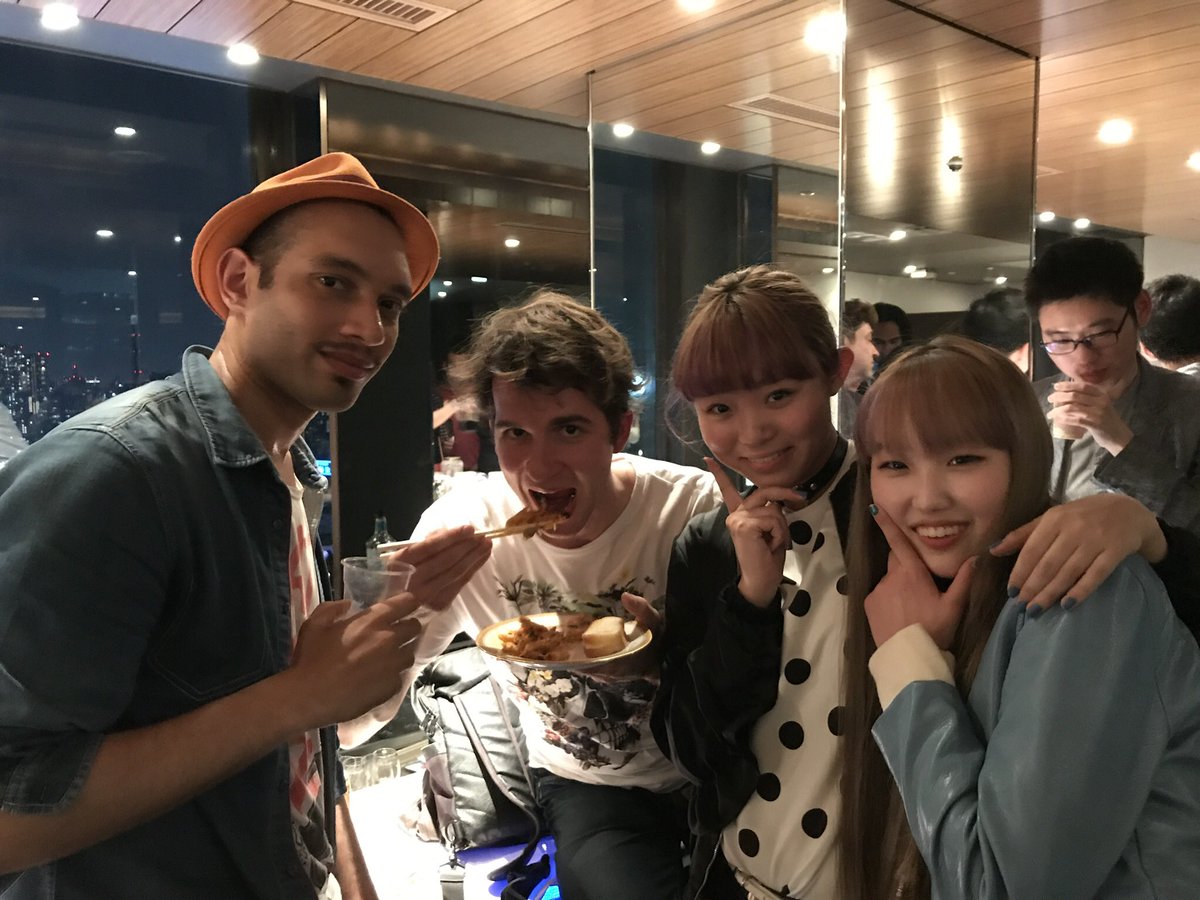 学生国際交流パーティelan エラン 参加外国人はフレンドリー 外国人と交流するの 何かちょっと怖い そんな心配をする必要は全くなし 日本に来ている外国人のは日本好き 日本人と交流したいのです 不安を捨てて 一度参加してみませんか