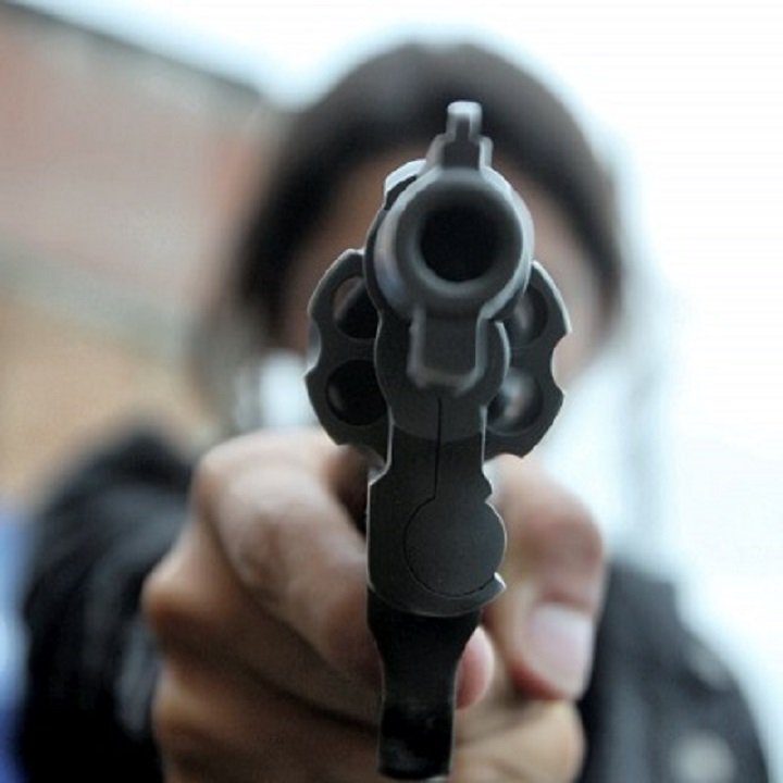 DiarioNCOok's tweet photo. Asesinaron a un #Joven en el asentamiento Puerta de Hierro 
Lee la nota acá 👉 https://t.co/DS4HUHm9BA
#AASesinato #Matanza #Muerte #PuertaDeHierro https://t.co/Ex0Q3pHR52