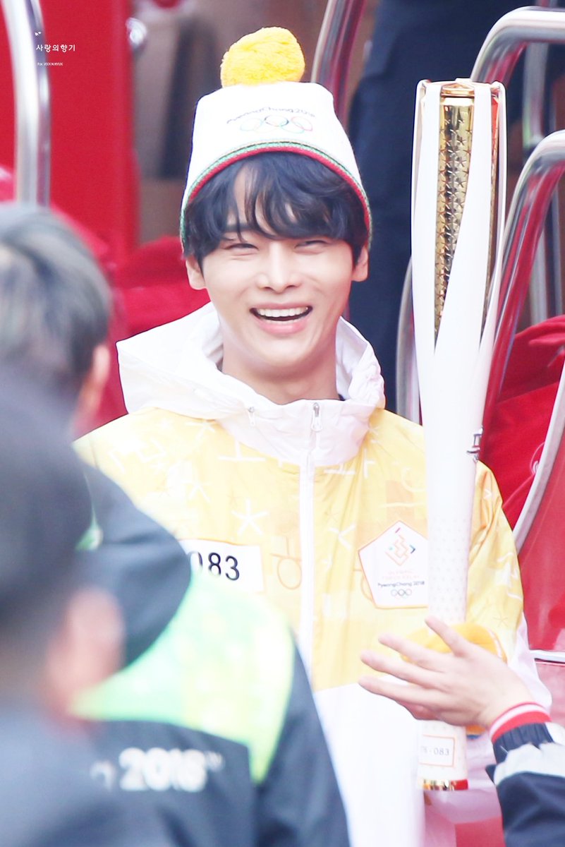 hakyeonarchive's tweet photo. 180115 — love aroma https://t.co/6RXVXMGKKH
