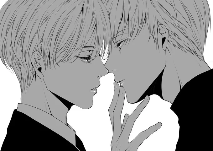 パキッとした線で描くのも好き?
#黒好きな方に届け 