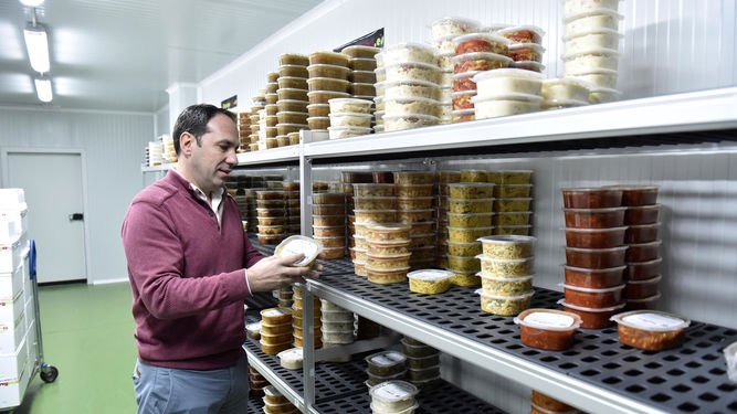 Hoy salimos el periódico. Aprovecha para conocernos un poco más NoCocinoMas.es - Pincha en este enlace
diariodesevilla.es/sevilla/Comida…