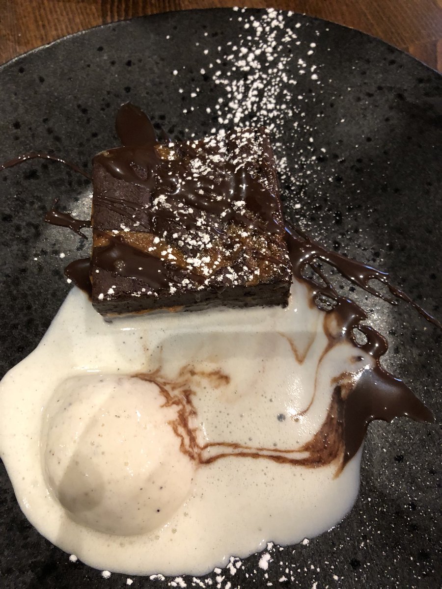 waynentaylor's tweet photo. @WeAreZizzi When the menu gives you one picture, but what turns up is nothing like it... bit disappointing!! Zizzi Liverpool One https://t.co/Ou2OTCaYmP