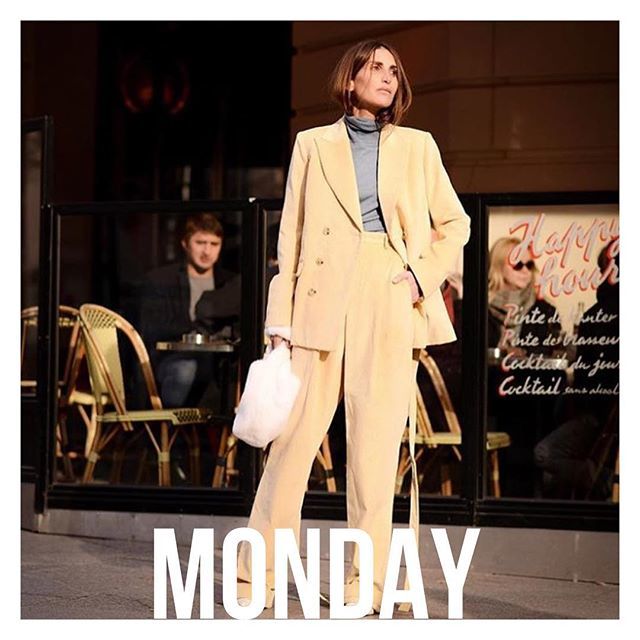 The_30th's tweet photo. WISHING YOU A STYLISH WEEK 💫 https://t.co/1KM0XNhZ8W https://t.co/0qFxoieIiJ