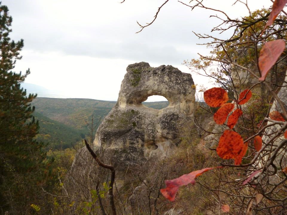 HistoriumPress's tweet photo. check our daily photos from prehistoric cult places and more photos in here: https://t.co/iYyodju4yK     #megaliths #ancient #cult #places #Bulgaria https://t.co/48oFyGRAnN
