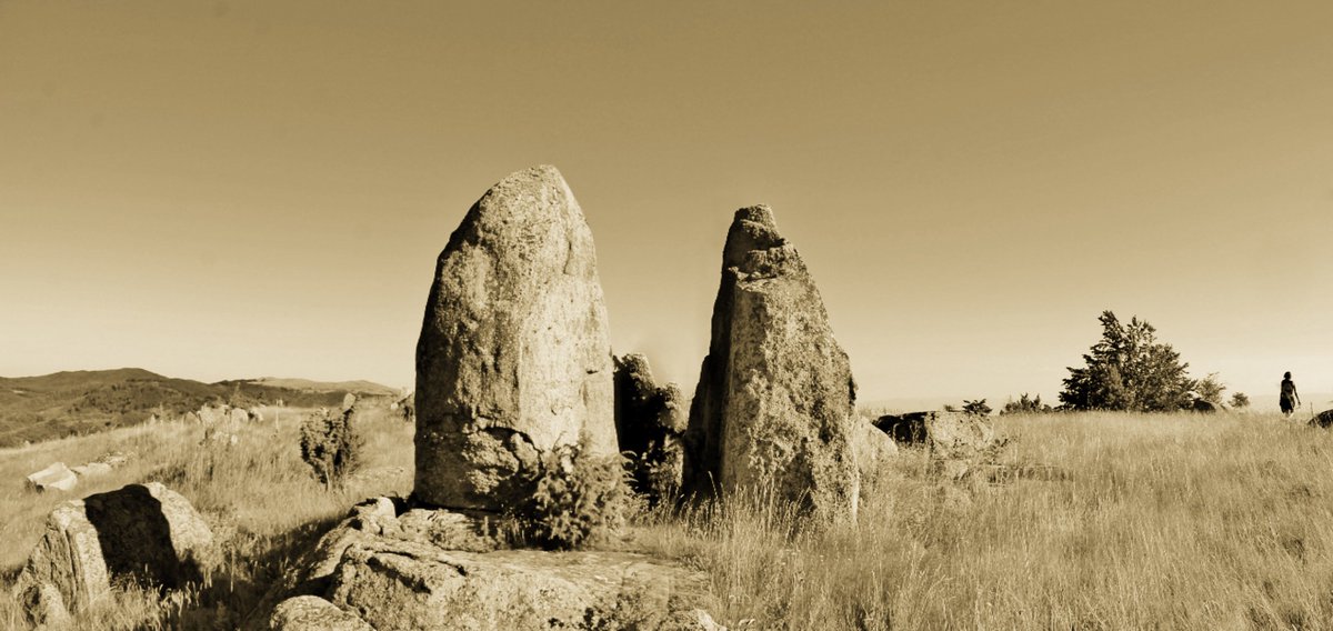 HistoriumPress's tweet photo. check our daily photos from prehistoric cult places and more photos in here: https://t.co/iYyodju4yK     #megaliths #ancient #cult #places #Bulgaria https://t.co/48oFyGRAnN