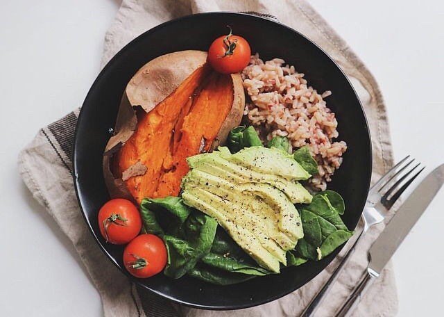 LinaBlumen's tweet photo. 😍🍅https://t.co/Y3JadnG9rN #veganfoodshare #foodporn #whatveganseat #blog #veganblog #veganrecipes #veganlunch #veganfood #Superfood #GoVegan https://t.co/oMTTujeDPb