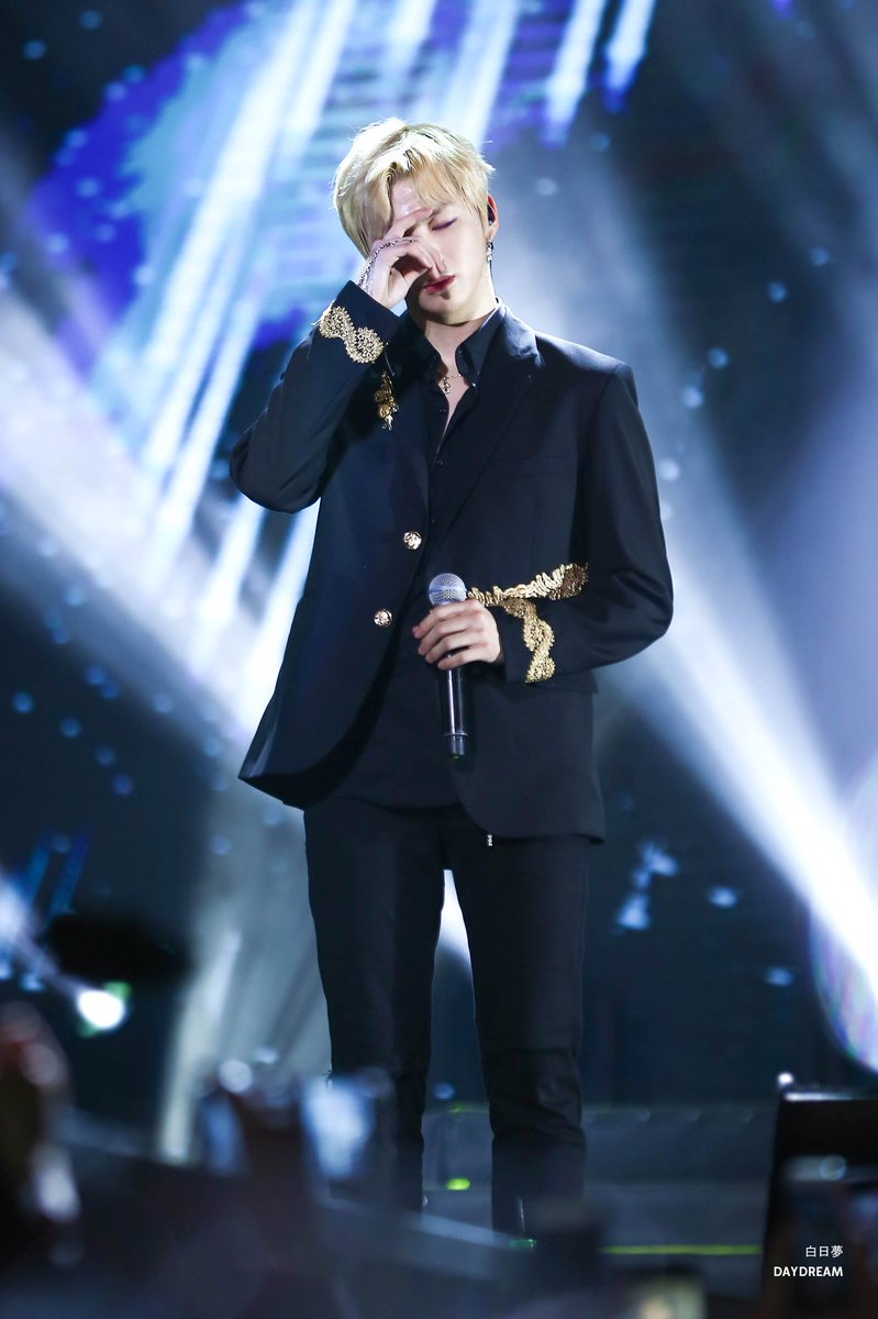 롯데리아먹으면서 다녤사진보는 삶 최고지 👍🏻 크 #강다니엘