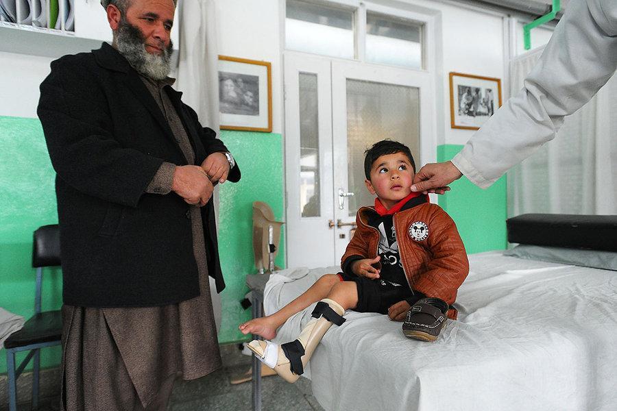 youngbrown2222's tweet photo. The International Committee of the Red Cross generally runs toward disaster and conflict, not away from them. Today, however, insecurity has prompted the organization’s most significant downsizing in Afghanistan in a generation. https://t.co/nOiQDipKEN