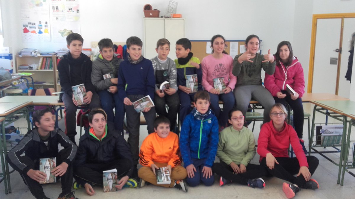 epdlronquillo's tweet photo. El Club de Lectura de El Ronquillo queda presentado oficialmente. Este año trabajaremos con el libro de Patrcia García Rojo, "Lobo. El camino de la venganza". https://t.co/b9r7GRQWtQ
