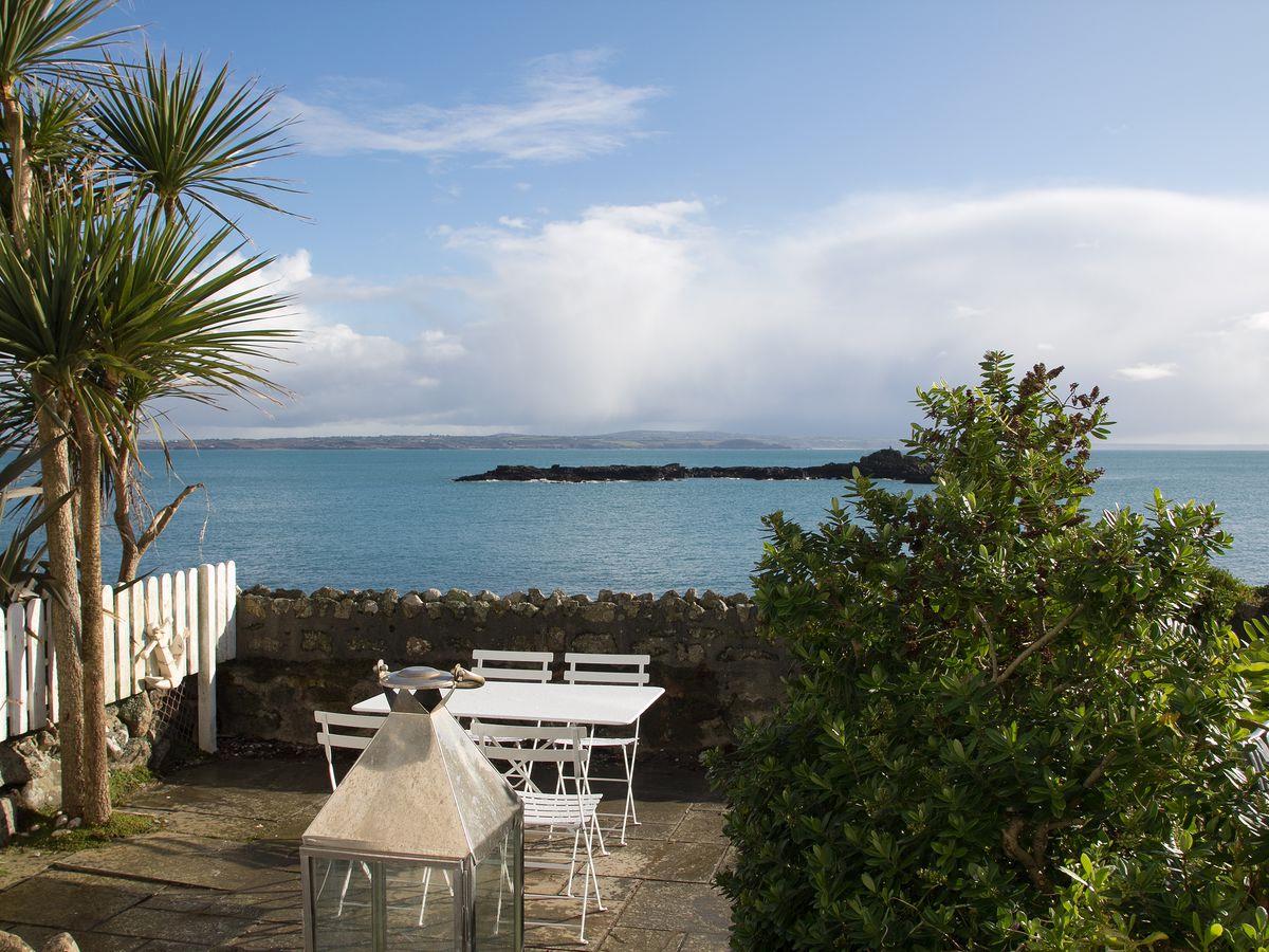 This view is definitely getting us through the January Blues 😍 #MondayMotivation
 📷 of Mariners Cottage (ref TDC)