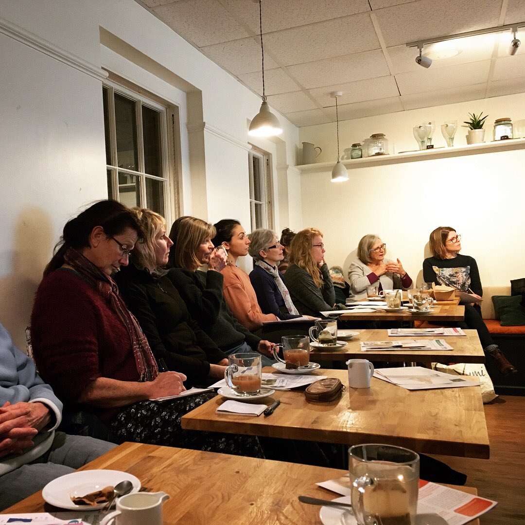 NaturalStoreFHS's tweet image. Big thanks to probiotics specialist, Norman Brown, of @optibac for hosting a fabulous evening delving deep into the world of gut health. Tonnes of great information to encourage a healthy micro-biome and a brilliant Q&amp;amp;A 😀✨🥗 #LoveNatStore #OptiBac #NormanBrown #LoveYourGut