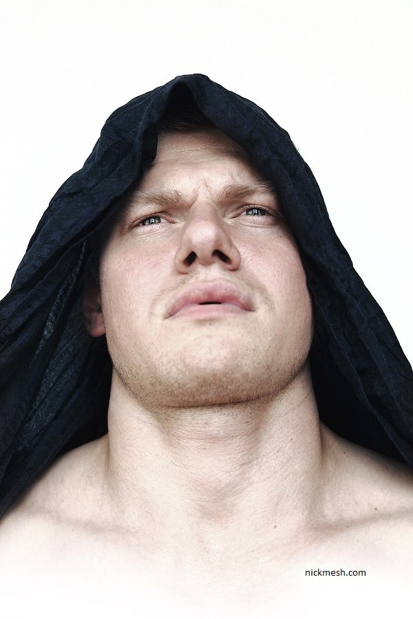 DrewRowsome's tweet photo. The sex appeal of photographer Nick Mesh https://t.co/JEdm9PU0Jb https://t.co/1zcAhOYE4Y #photography #beefcake @mygaytoronto #NickMesh https://t.co/Smx7amsbFv