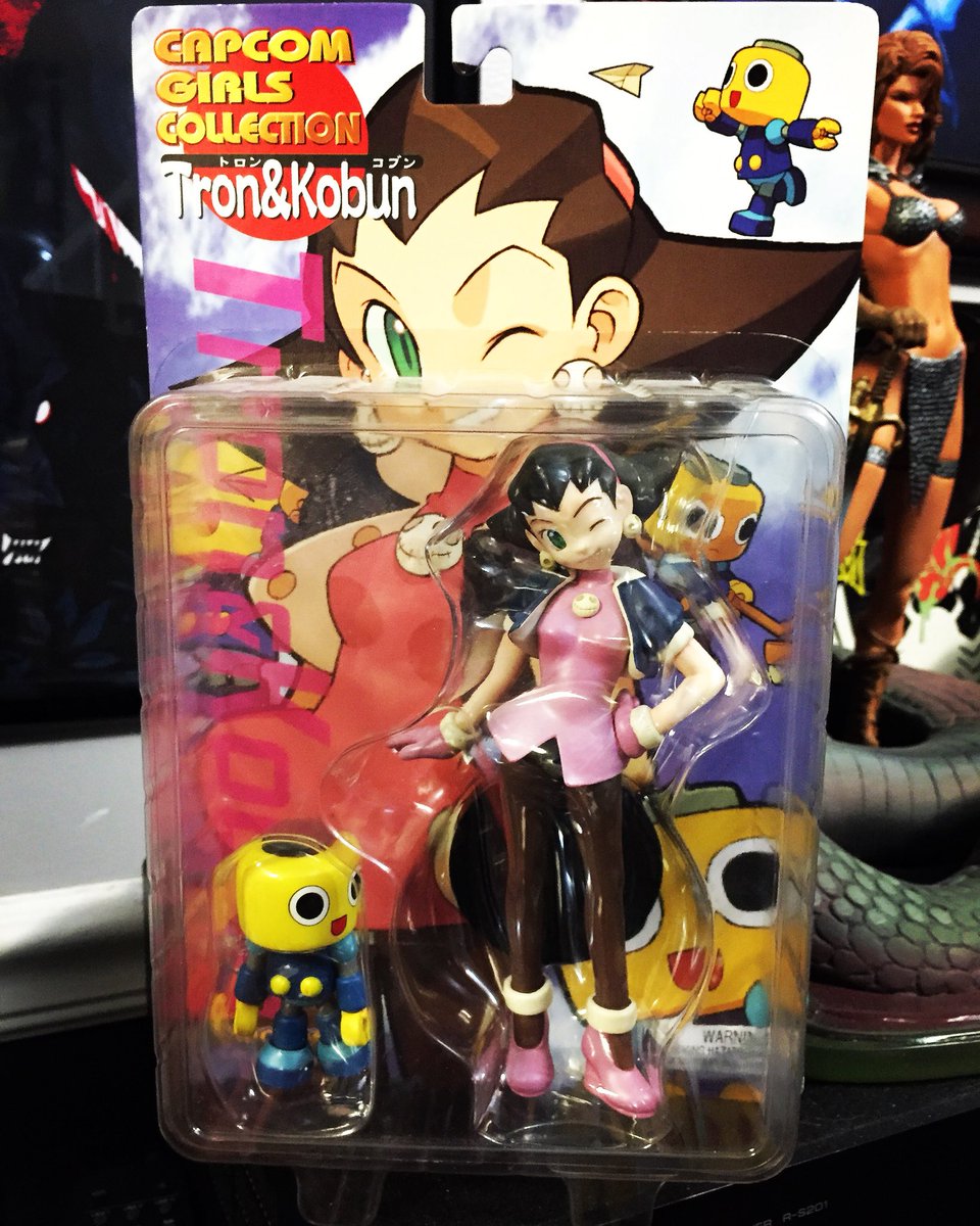 welladjustednrd's tweet image. Oh #tronbonne you so cute. Love this #capcom girls figure with Tron and Kobun #servbot #megamanlegends #figures