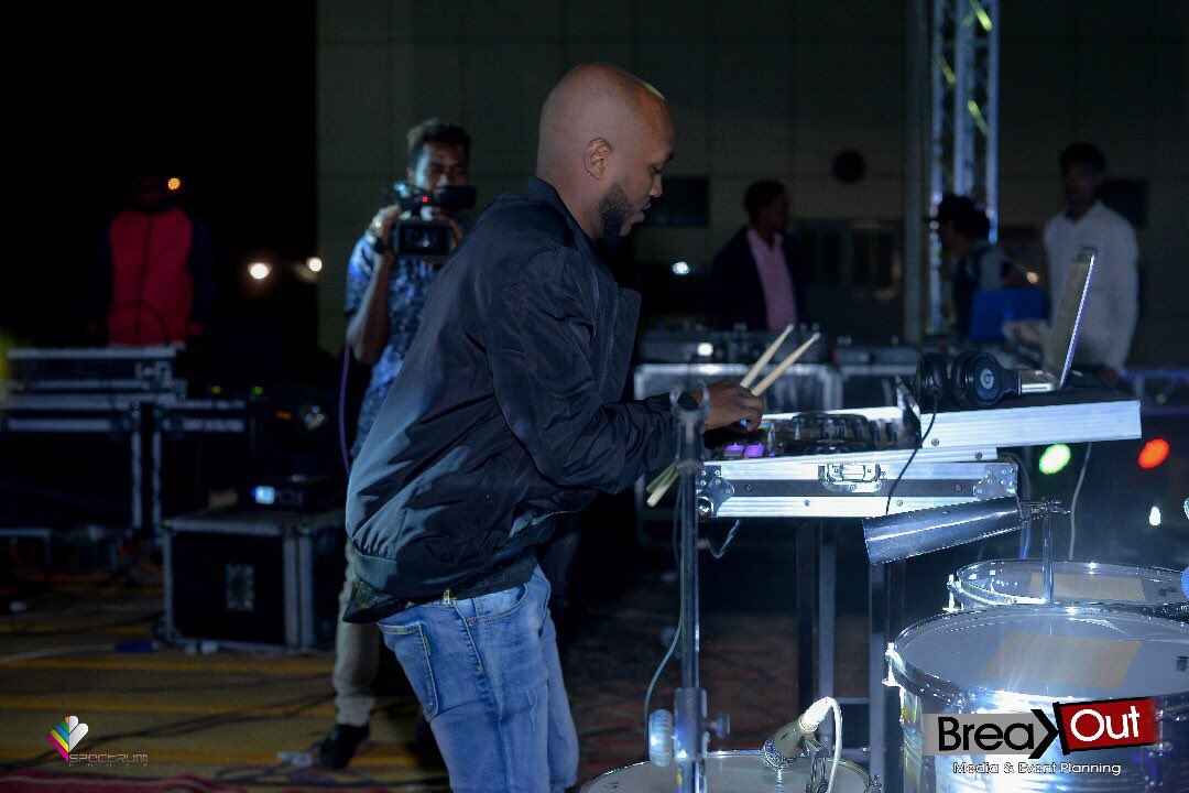 TheBreakOutFest's tweet photo. 🔊💥
@DjPhisics 
#TheBreakOut2018 #TheBreakOutFest https://t.co/qNF0VW6k3B