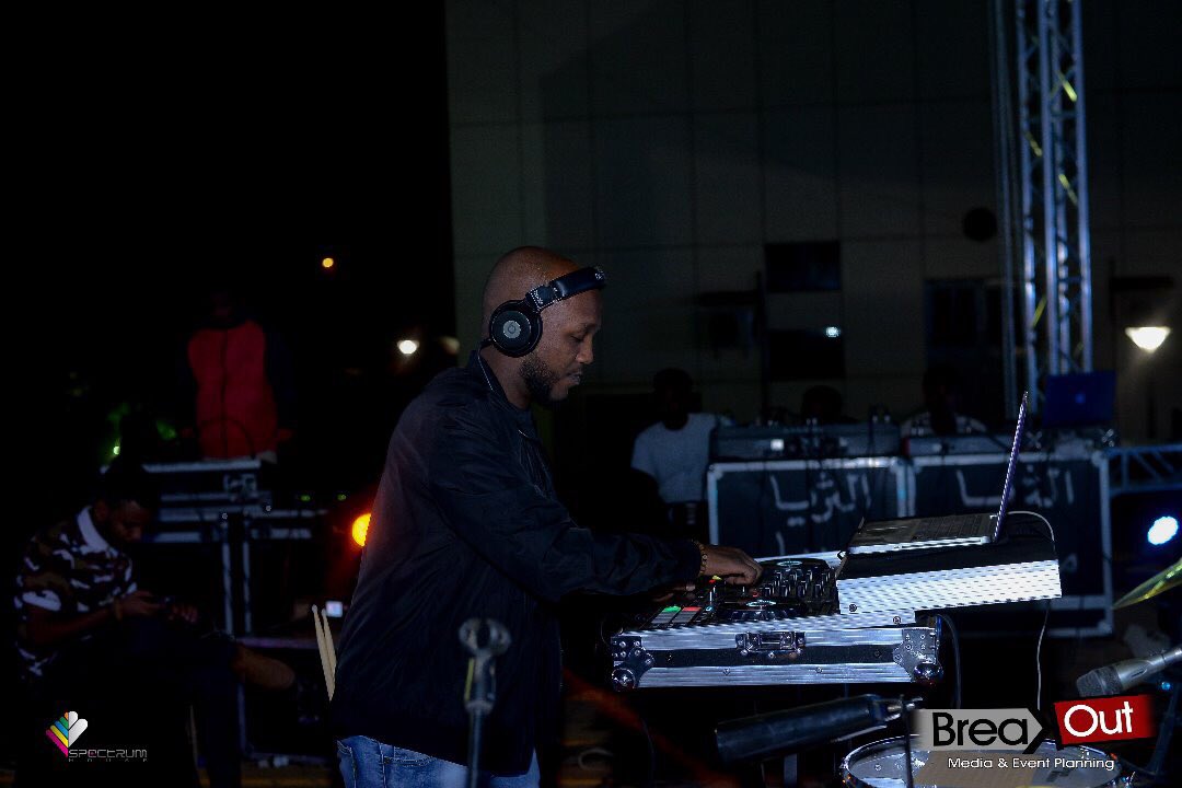 TheBreakOutFest's tweet photo. 🔊💥
@DjPhisics 
#TheBreakOut2018 #TheBreakOutFest https://t.co/qNF0VW6k3B