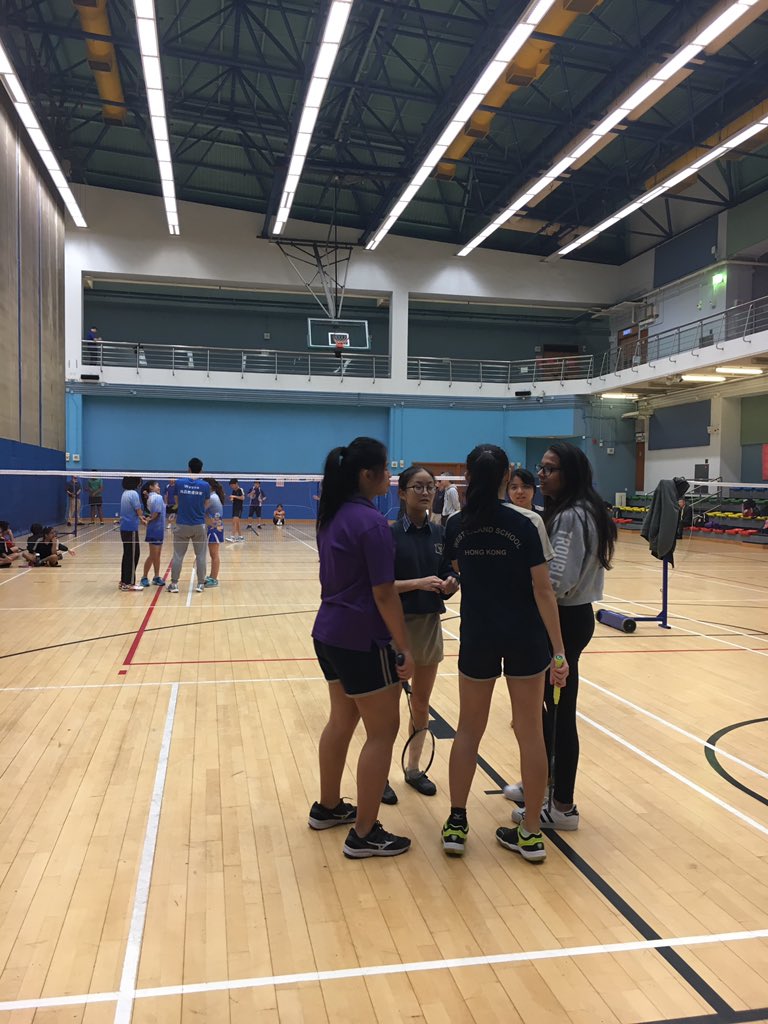 pakyuen1's tweet photo. One of the best things you see in Sports - A/B Grade coaching C Grade. And we won! Well done badminton teams. #wis_hk https://t.co/zA08NHvcJZ