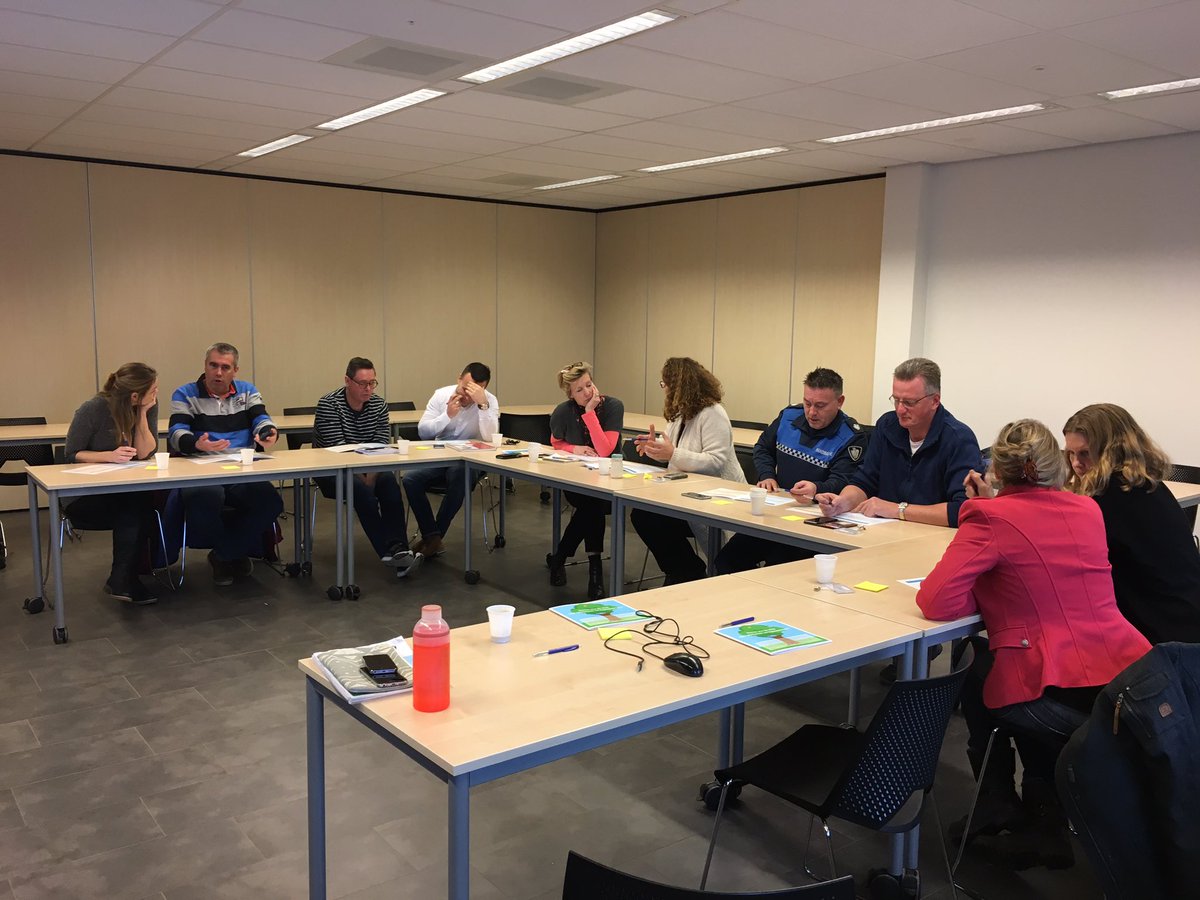 Vandaag de team training #Voorkomen van #bijplaatsingen met <a href="/VolgVlaardingen/">volgvlaardingen</a> en @IradoNL @Afvalcirculair #gedragsverandering