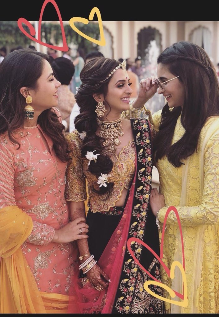 Team Alia Bhatt On Twitter Pic Alia Bhatt With Her Friends Devika And Kripa At Kripa S Wedding Function Her Bond With Her Girlies Is Love Your devika can be such a tease at time's but her fun energetic personality is enough to make your day. team alia bhatt on twitter pic alia