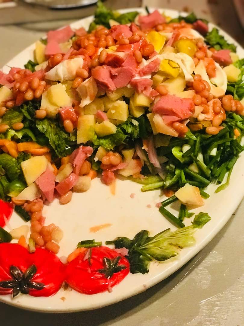 Kitchenmangh's tweet photo. ITS ANOTHER WEEK!
Start your week healthy..
Cop yourself some good salad!
Ff us @Kitchenmangh on all platforms..
Satisfy your cravings.. https://t.co/dktqolEp22