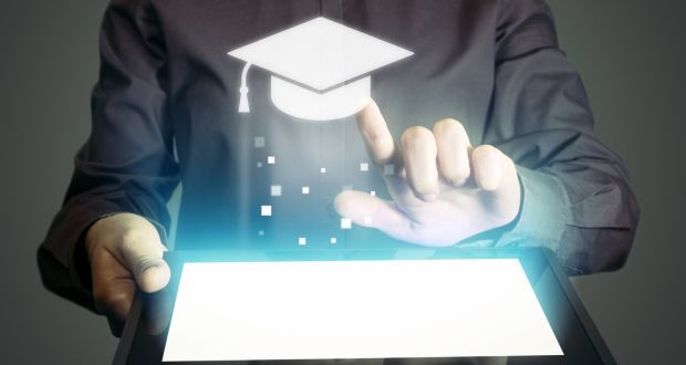 Are Art's degrees past their sell-by date? No, say many employers, as arts graduates have vital 21st century skills. Read this weekend's Irish Times article, featuring Assoc. Prof. Fionnuala Dillane, here: irishtimes.com/news/education…