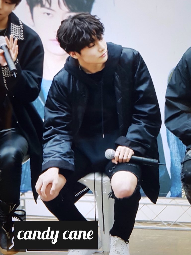 hyunjin’s bff tweet media