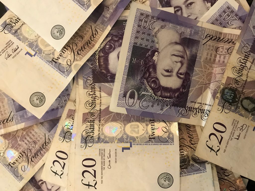 CllrSimon's tweet photo. Haslemere Council Tax to Rise. A little. https://t.co/SonJGpZhcl https://t.co/5wQMGESRnw