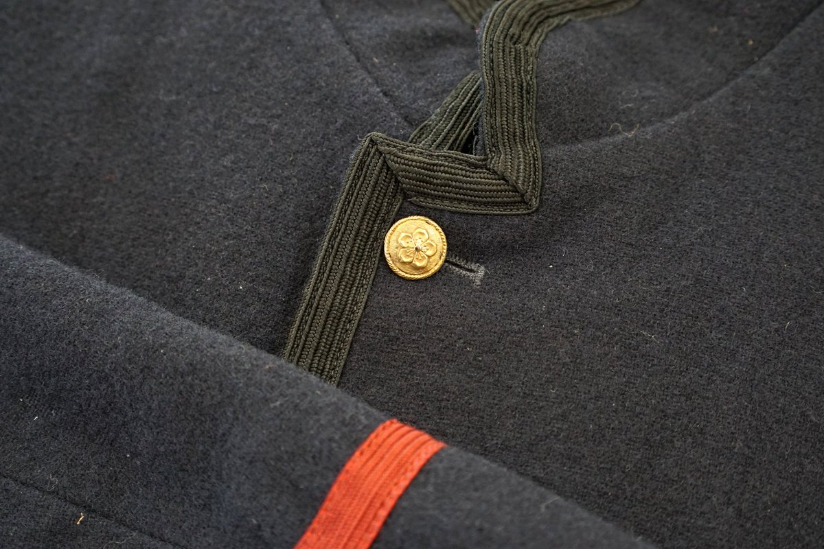 ハリウッドの放出品に面白い物があったので購入。映画『ラストサムライ