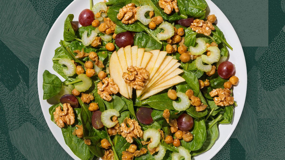 GreenGurus_de's tweet photo. Go Green! Du musst dich nicht auf der Grünen Woche drängeln, um good Greens abzustauben. Gesunde Bowls und vieles mehr liefern wir ganz easy zu dir ins Office, nach Hause oder in deinen Schrebergarten. 
🌱 https://t.co/7JNfgpVGMq https://t.co/JO4d08o3sK