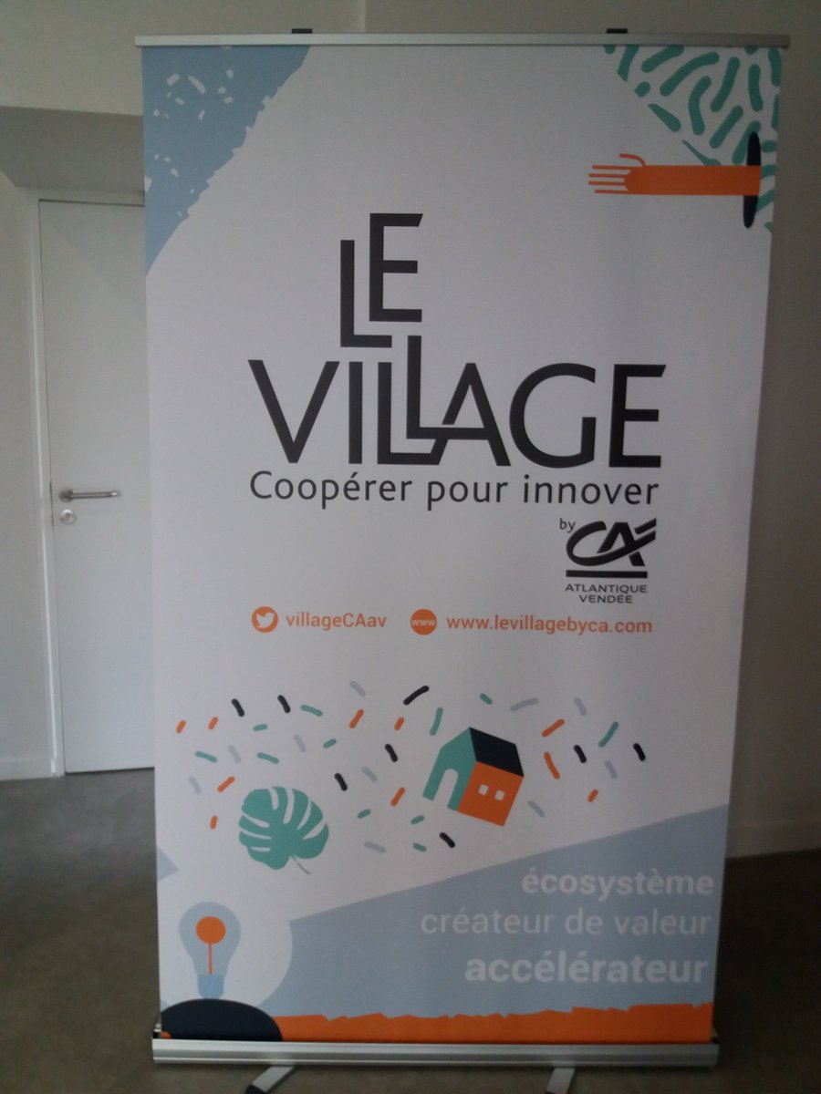 BreillatEstelle's tweet photo. Découverte du @villageCAav par le #service #marketing @Edycem_Beton @JDesmier_Edycem @BreillatEstelle. Magnifique lieu de #créativité. https://t.co/f88cDquAlN
