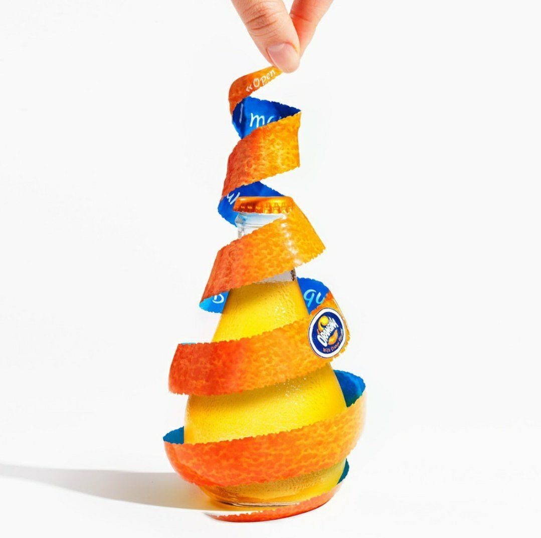 marketing_birds's tweet photo. An innovative #Packaging for an orange juice🍊👏 Do you think packaging is important for a product to increase its sales??🤔👇👇 https://t.co/c7aq654QtJ
