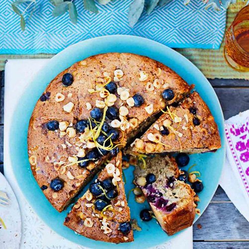 SainsburysMag's tweet photo. #MondayMotivation in the form of @SabrinaGhayour's scrummy pear, blueberry &amp; hazelnut cake 😋😋😋 https://t.co/KyNdip6u5T https://t.co/Ipwlw0IZsG