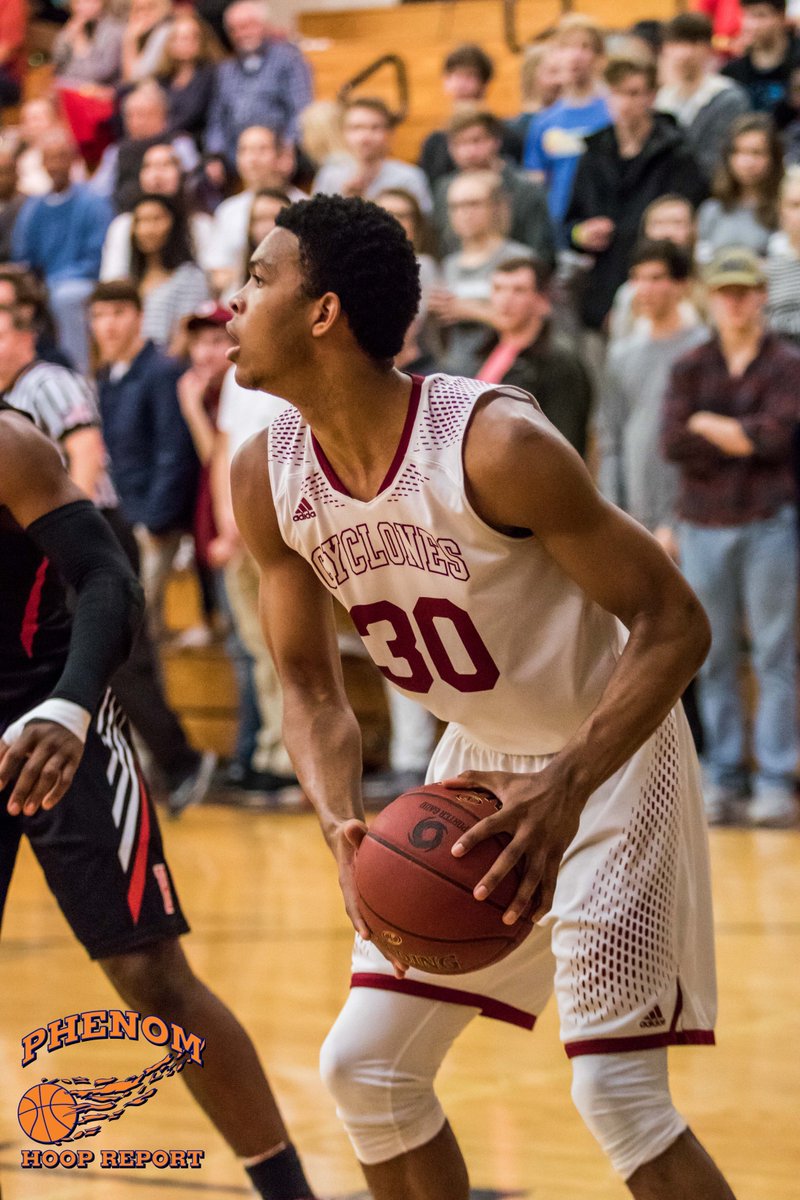 Coach_Rick57's tweet photo. 6'7 '19 Josiah James (Porter Gaud) trending as one of the nation's top PG in his class. Won't find another PG with his size, length and athleticism, not to mention a matching skill set 

#PhenomHoops https://t.co/gODj7t4Rk7