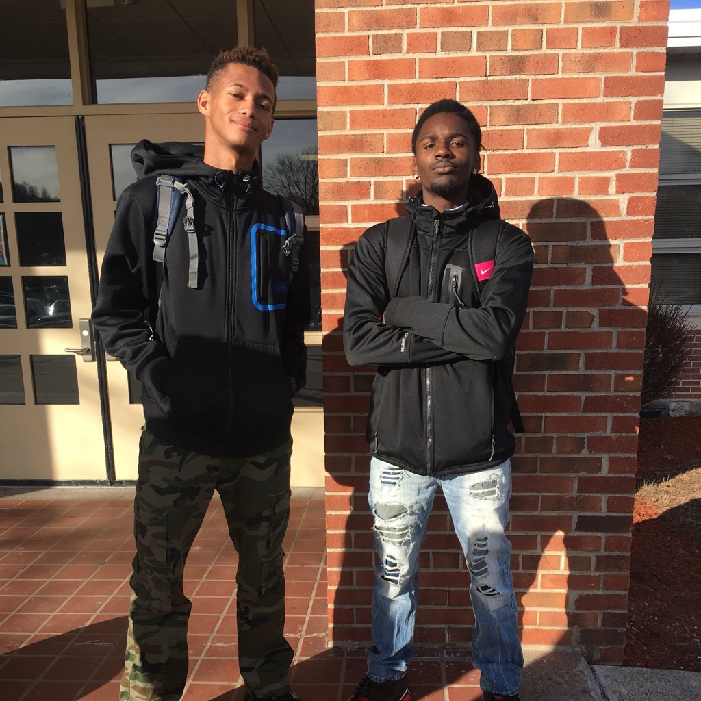 Guyzerr07's tweet photo. #LONGLIVEKRogers🙏🏾 https://t.co/wNgSiybsAg