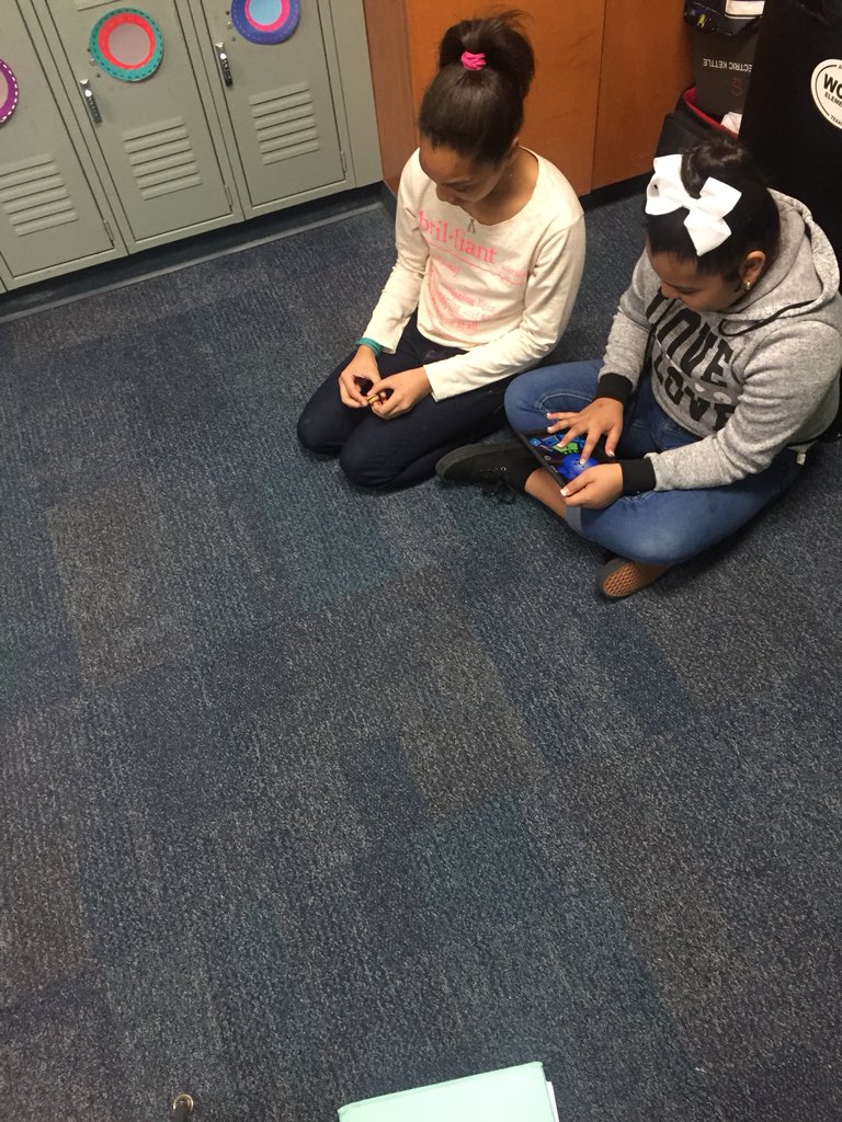 jhut5thGrade's tweet photo. #woodchat101
Programming spheros in Power Hour today!!
@dthompsonaisd https://t.co/Hr2kucwTux
