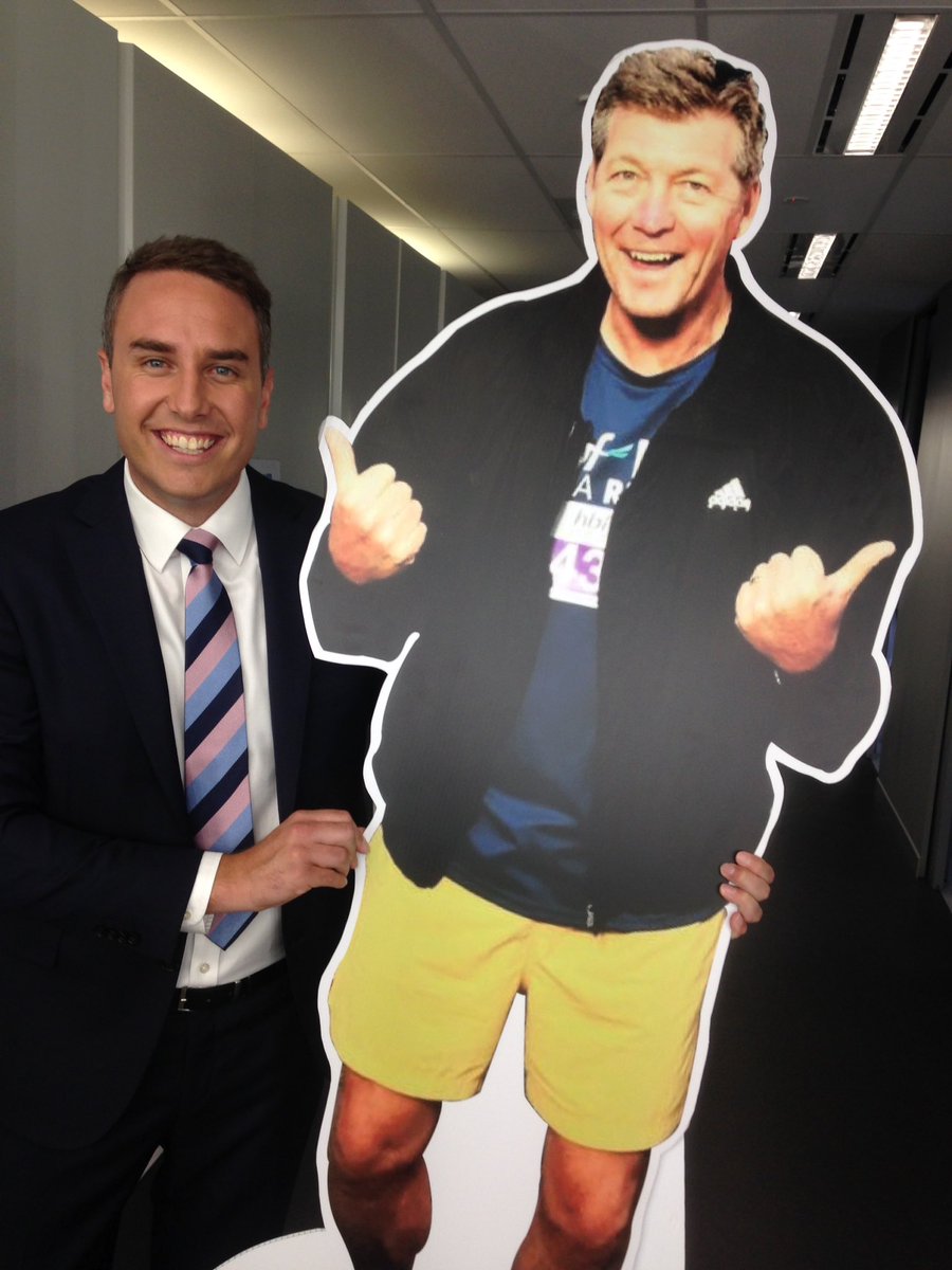 SweeneyPaddy9's tweet photo. Thumbs up if you nailed your debut @9NewsPerth Anchorman read. @9Thommo
#IlikeThommo #RonBurgandy
ππ₯ https://t.co/cuOALfLSj2