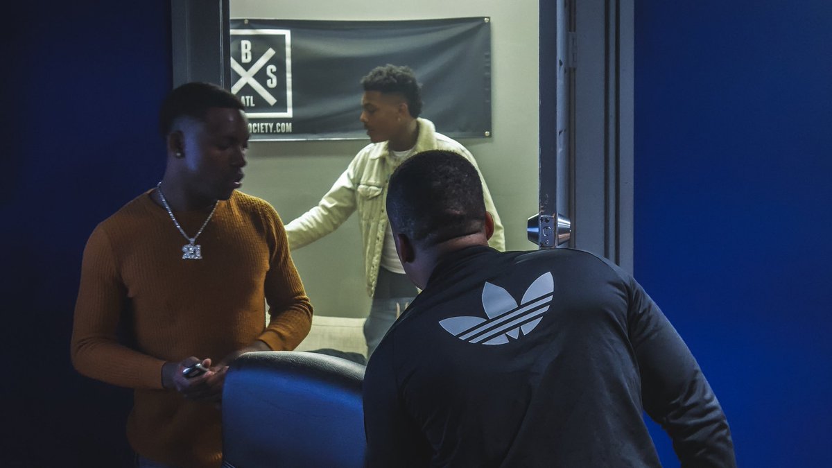 DenoBrownFilms's tweet photo. Studio sessions ease the mind! 
📸: @DenoBrownFilms #shootfirsteditlast https://t.co/Ea8sopIX3a