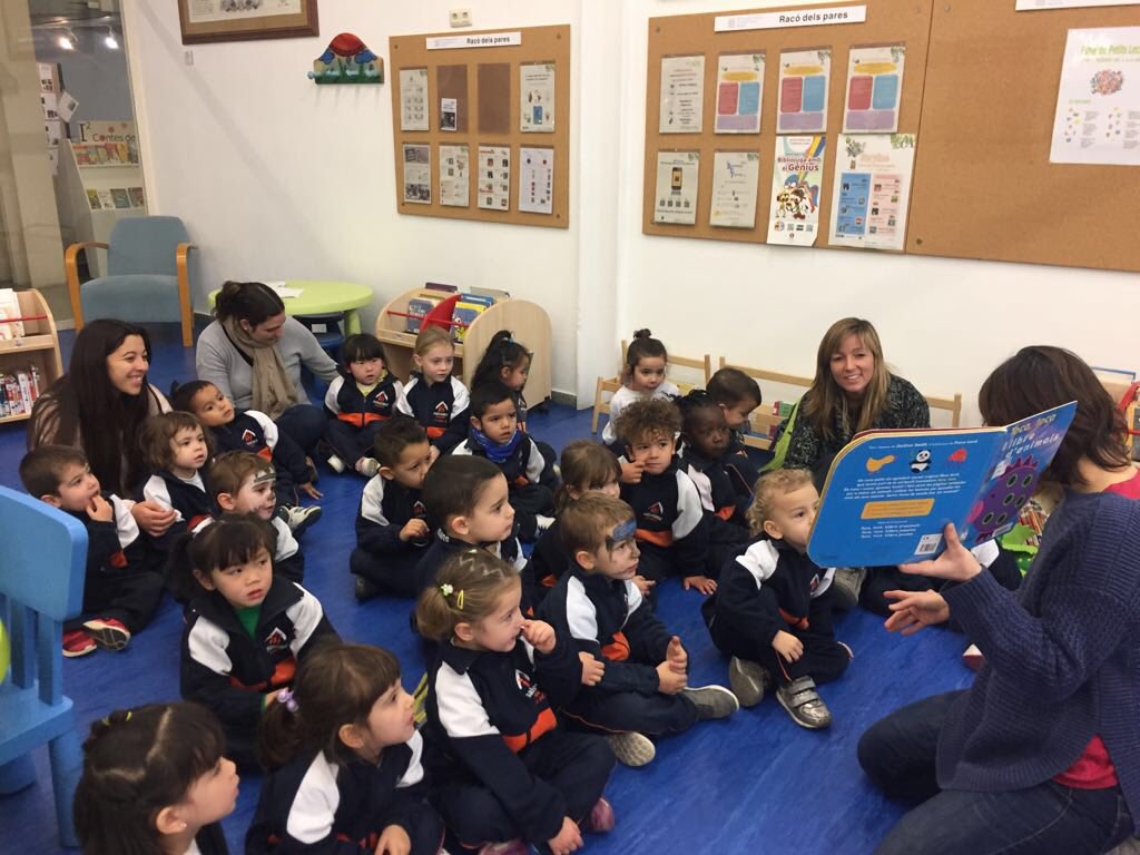 SalesiansMAT's tweet photo. Entreu a la #NovaWeb a l’apartat d’Actualitat i mireu les noves entrades sobre #ComAprenem #P3 #5èEP #2nBAT https://t.co/h6bJb4ZrS5 https://t.co/xpzSEzuESy