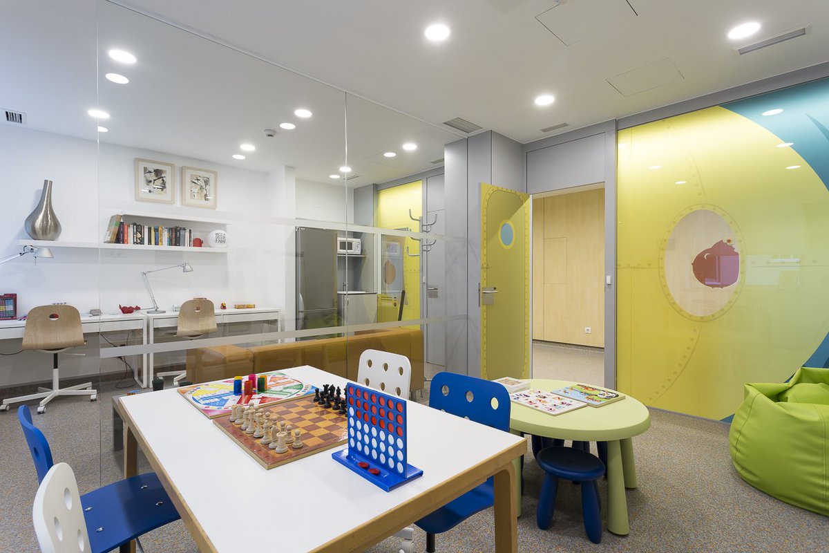 Felices de haber inaugurado las nuevas áreas de Onco-Pediatría y de Rehabilitación Integral Cardiovascular en el Hospital Materno. Seguiremos financiando iniciativas que benefician de manera clara a los pacientes más pequeños y a sus familias #Coruña #infancia #salud #cáncer