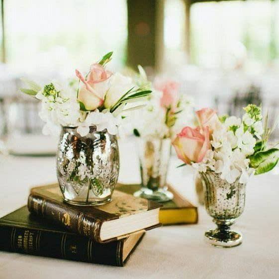 WhiteHartPool's tweet image. The stylish way to celebrate Valentine's... visit us here at The White Hart. Treat that special someone to an indulgent Valentine’s meal from £29.95 per person - 3 Courses including a glass of Prosecco. ❤️ goo.gl/rYmhtP