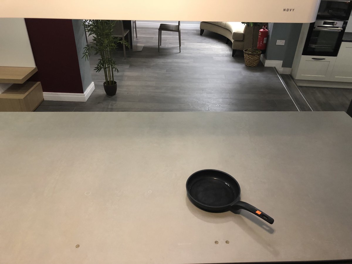 TPBtech's tweet image. TPB tech in Abingdon, Oxfordshire, United Kingdom
VISION DESIGN Showroom 🤗
#TPBtech #inductionworktop #visiondesign #youcancookon