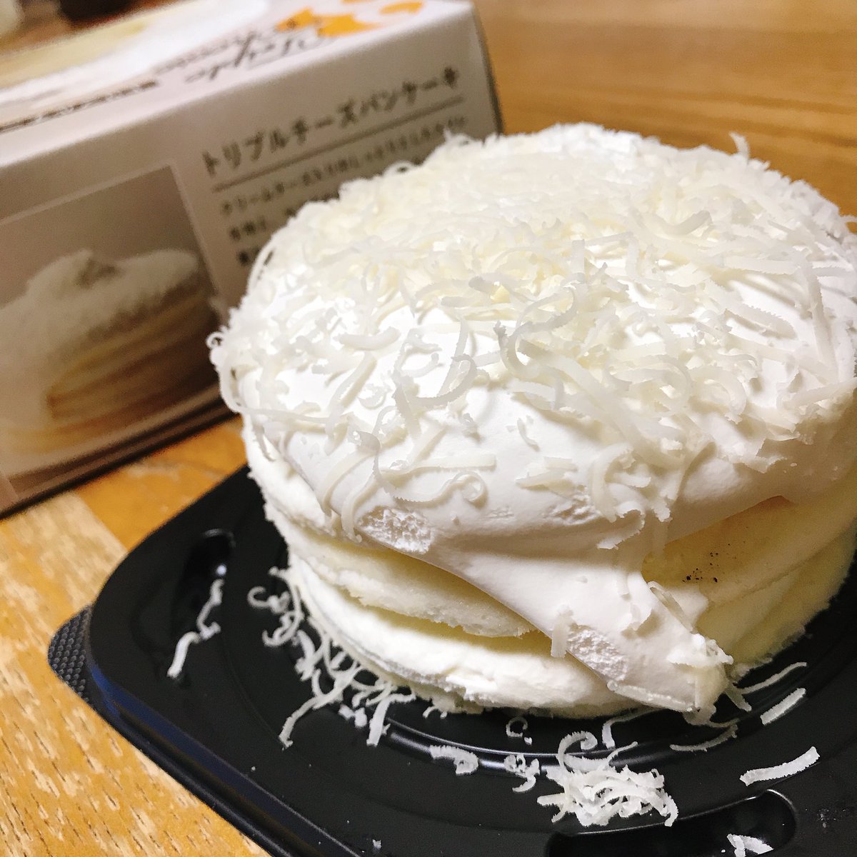 ひろ Twitter પર 池袋東武百貨店大北海道展 Sapporo Mrs New Yorkの トリプルチーズパンケーキ パンケーキ というよりほわほわのチーズケーキ クリームチーズ入りのしっとりスフレ生地にマスカルポーネ入りの生クリームがたっぷり 上のグラノパダーノの仄
