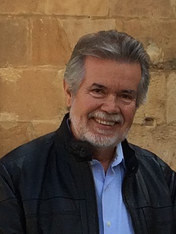 AcademiaPR's tweet photo. COMIENZAN NUEVAMENTE LOS SEMINARIOS DE LA #AcademiaPR
La @AcademiaPR invita a la primera parte del seminario «Grandes poemas de la poesía puertorriqueña» que ofrecerá el director de la Academia y poeta José Luis Vega. | @ASALEinforma https://t.co/lrY1xaEt1L