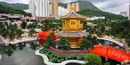 abbiesibun's tweet photo. Me and tarlie are going traveling in Hong Kong &amp; Chiang Mai in July 💘 can’t wait to explore these beautiful places https://t.co/vHHzEgXkT5