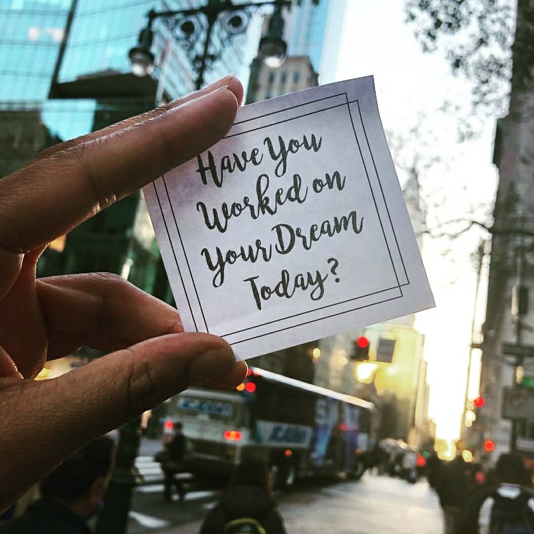 thevisionwords's tweet photo. #MondayMotivation
Make sure to do at least 1 thing today that will bring you 1 step closer to your Dream!
🙌
#MondayMantra #MondayMeditation #Dream #Believe #SeizeTheDay #Motivation #Inspiration #StickyNote #PostIt #Goals #Plans #LOA #StatementsThatStick #VisionWords https://t.co/IAB29ndjnN