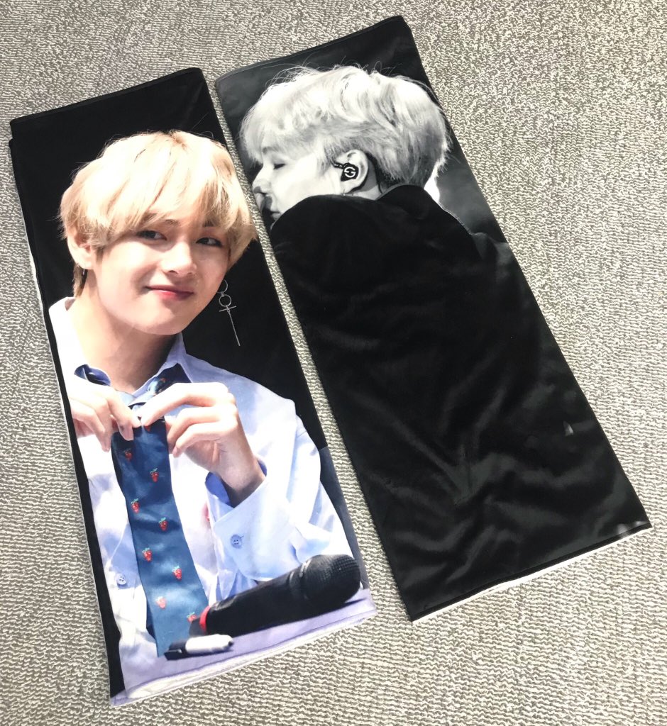 Szimpatikus_kr's tweet photo. 최고 존엄 담요 입금 이틀 남았습니다-!!!!!
겨울은 아직 깁니다........ 
#iHeartAwards #BestBoyBand #BTS @bts_twt https://t.co/5aK5a0IJiH